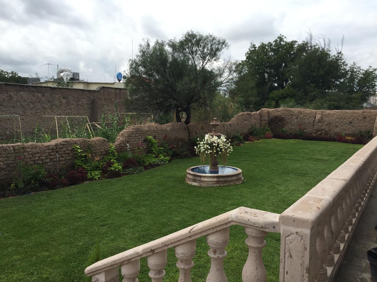 Los Nogales Inn Camargo Eksteriør bilde